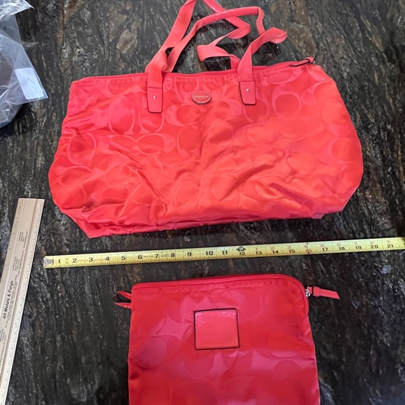 JUST REDUCED!! Coach Packable Tote WITH inner zip snap in pocket. Orange - Picture 2 of 16